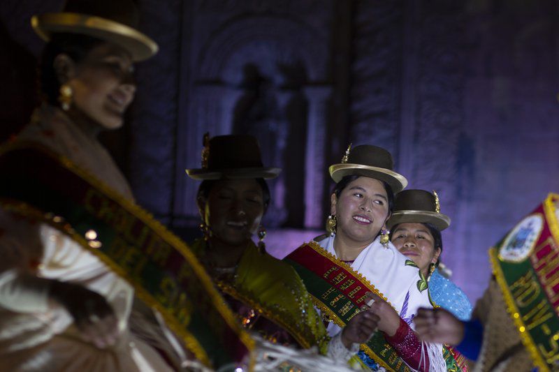 Concurso de Cholitas reivindica vestimenta e idioma2